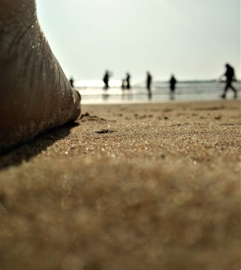 Sunset Sea Beach Sand Waves Foot  - NisooJadhav / Pixabay