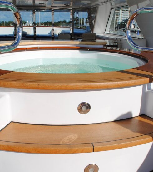 jacuzzi, whirlpool, hot tub, spa, lifestyle, luxury, relax, relaxation, hot, vacation, modern, design, yacht, boat, deck, sundeck, outside, expensive, chic, jacuzzi, jacuzzi, jacuzzi, hot tub, hot tub, hot tub, hot tub, hot tub